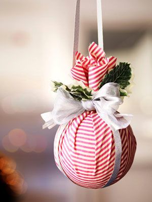 bola de natal com isopor e tecido - artesanato de natal